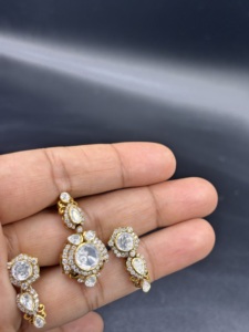 Ensemble de boucles d'oreilles et bague en argent plaqué or avec cristaux et strass, design floral, bijoux vintage pour femmes, style mariage, ensembles de bijoux tendance - Product Image 6