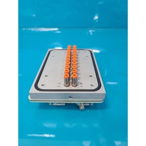SMC VV100-DUQ02092 Usado como pieza de repuesto para equipos de semiconductores Legacy - Product Image 1