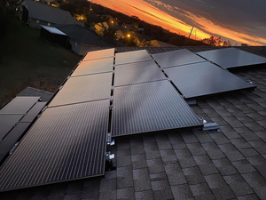 Panel Solar Monocristalino SUNPLUS de 445W, Color Negro, con Certificación UL61730, Disponible en Stock en EE. UU. - Product Image 4