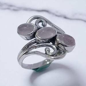 Anillo de Tres Piedras Preciosas Naturales, Turquesa, Amatista y Cuarzo, Anillos Finos Hechos a Mano, Precio al por Mayor - Product Image 4