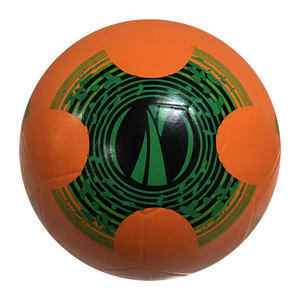 Ballon de football de taille officielle 5, personnalisé avec logo imprimé, en cuir PU, TPU, PVC de qualité, pour l'entraînement - Product Image 6