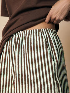 Ensemble de sport deux pièces pour femme : T-shirt et short de fitness pour femme, tenue décontractée pour l'entraînement - Product Image 5