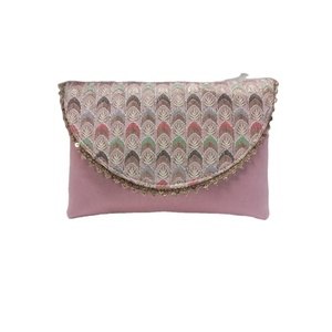 Bolso de mano de tela de algodón de estilo Ins informal para mujer, cierre magnético bordado, patrón de caramelo, uso diario, playa, todo el año - Product Image 1