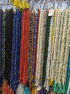 Cuentas de Piedras Preciosas Naturales, Cuentas Redondas de Cristal Pulido para Hacer Joyas, Collares, Pulseras, Manualidades, Suministros de Joyería - Product Image 1