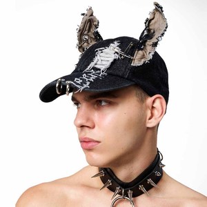 Gorra de Béisbol Unisex Negra Desgastada con Orejas de Gato y Anillos Metálicos, Estilo Punk, 6 Paneles, Ajustable - Product Image 4