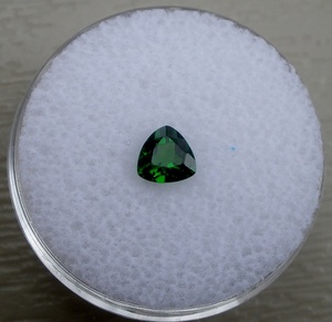 Diopside vert chromé, pierre précieuse naturelle en forme de trion, 5 mm - Product Image 4
