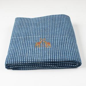 Tela de Algodón Hecha a Mano en India con Estampado de Bloques, Diseño a Cuadros Índigo, Versátil y Multiusos para Ropa de Niños - Product Image 4