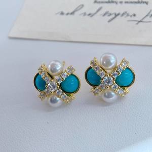 Pendientes de Perlas de Agua Dulce Naturales de Zhuji, Estilo Retro Francés, Europeo y Americano para Mujer - Product Image 5