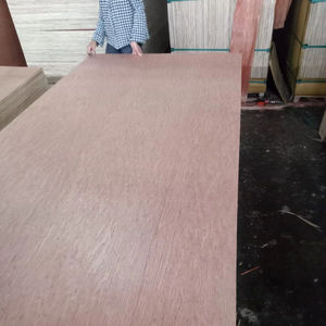 Tableros de contrachapado comercial con diseño Okume, revestimiento de chapa de Acacia/Eucalipto, 5 mm de grosor, fabricados en Vietnam, grado E2 de primera clase, doble cara. - Product Image 1