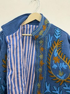 Chaqueta de algodón azul con bordado Suzani para mujer, estilo bohemio, étnico, hecha a mano, abrigo corto, prenda exterior - Product Image 3