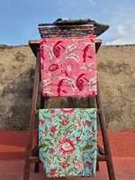 Sarongs de Algodón Estampados al por Mayor para Mujer |   Pareos Florales Hechos a Mano |   Lote de Pareos Ligeros de Verano