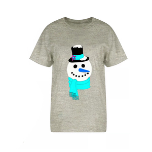 เสื้อยืดแขนสั้นสีม่วงสำหรับผู้ชาย พิมพ์ลายการ์ตูนตุ๊กตาหิมะ คอกลม สไตล์ลำลอง ทรงปกติ ผ้าเจอร์ซีย์คอตตอน - Product Image 2