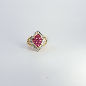 Bague élégante pour femme en or jaune 14 carats avec rubis carrés, bijoux fins de luxe pour mariage, fiançailles, anniversaire, collection or haut de gamme - Product Image 1