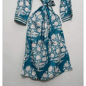 Hermoso Kimono Largo de Algodón Estampado a Mano con Cierre de Cinturón para Dormir por la Noche, Bata para Mujer con Estampado Floral - Product Image 6