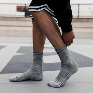 Calcetines Deportivos Personalizados con Logotipo Bordado y Sublimado para Hombre, Diseño Deportivo con Estampado para Niño, Pedido Mínimo - Product Image 4