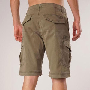 Shorts cargo confortables pour hommes avec taille élastique et coupe ample, idéaux pour les voyages et les activités quotidiennes - Product Image 2