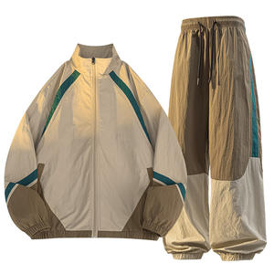 Conjunto Deportivo Cortavientos de Nailon para Hombre, Chaqueta Cortavientos con Bloques de Color y Parches, y Pantalones Deportivos de Nailon, Conjunto Deportivo Ligero para Correr - Product Image 3