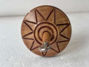 Herramientas de Costura y Tejido: Hiladores de Tela Premium Hechos a Mano, Agujas para Hilado, Accesorios Ergonómicos para Tejer a Mano - Product Image 4