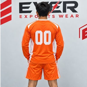 Conjunto de Uniforme de Fútbol Personalizado de Manga Larga Color Naranja, Jersey de Fútbol 100% Tejido, Precio al por Mayor, Diseña Tu Propio Estilo - Product Image 3