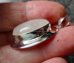 Collier pendentif en argent sterling 925, pendentif délicat, collier de pierres précieuses Bijoux faits à la main Cadeaux de Noël pour elle - Product Image 2