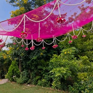 Décoration de plafond de mariage : suspension en maille perlée florale, draperie en tissu pour réception de banquet, entrée de la mariée Haldi Mehndi - Product Image 3