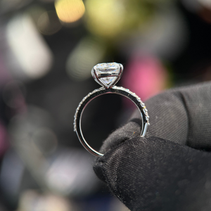 Bague de fiançailles carrée en or blanc 14 carats avec diamant 1,20 carat D VVS2 certifié IGI - Product Image 4