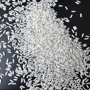 Arroz Blanco de Grano Largo Disponible en Grandes Cantidades, 5% de Grano Partido, Precio al por Mayor, Proveedor de Exportación de Vietnam, Calidad OEM/ ANNA DO - Product Image 5
