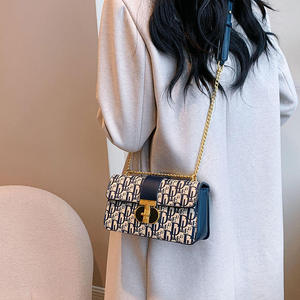 Bolso Bandolera de PU para Mujer, Diseño de Marca de Lujo, Texturizado, Estilo Francés, Cadena con Patrón Geométrico, para Compras, Viajes y Uso Diario en Todas las Estaciones - Product Image 4