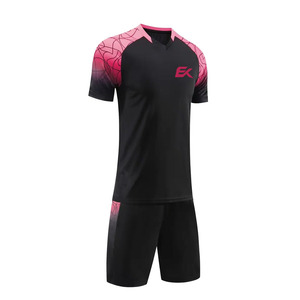 Conjunto de Camiseta de Fútbol Sublimada con Degradado Negro y Rosa para Hombre, Manga Corta, Absorbe la Humedad, Ajuste Atlético, Uniforme de Fútbol - Product Image 6