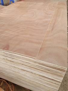 Lámina de Contrachapado de Madera de Tilo de Grado Aeronáutico de Alta Resistencia, 9mm 10mm 15mm 18mm 20mm, para Corte Láser - Product Image 2