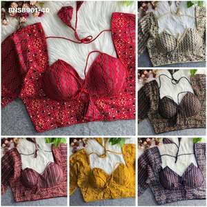 Colección de blusas listas para usar con cuello halter y estampado Ajrakh, de algodón, estilo indio de diseñador, proveedor de la India, moda femenina. - Product Image 5