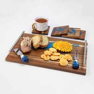 Plateau de service en bois naturel et résine pour thé, café, collations, petit-déjeuner, ustensiles de cuisine, plateau de haute qualité pour la décoration de table - Product Image 4