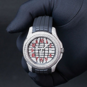 Reloj de Cuarzo Cuadrado con Incrustaciones de Moissanita al por Mayor |   Reloj VVS Skeleton de Diseño Presidencial de Lujo con Esfera de Cristal y Correa de Oro Amarillo - Product Image 6