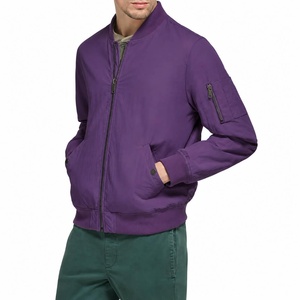 Blouson bomber à capuche pour homme, couleur violette, fermeture éclair légère, poche avant, vêtement décontracté pour l'automne, matière polyester, coupe classique - Product Image 2