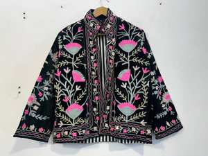 Veste bomber en velours brodée Suzani faite à la main, style ethnique bohème, manteau d'hiver classique, réversible, coupe-vent, élégant, cadeau - Product Image 2