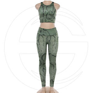 Ensemble de yoga pour femmes, vêtements de sport push-up, tenue d'entraînement ajustable, imprimé numérique, texture unie, ensemble 2 pièces pleine longueur - Product Image 1
