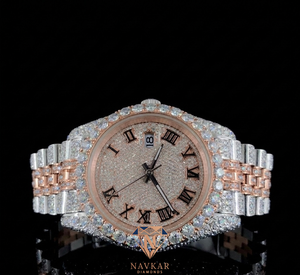Reloj de Diamante Moissanite de Alta Calidad con Acabado Brillante y Correa de Plata Esterlina Resistente para Hombres y Mujeres, Estilo de Vida - Product Image 1