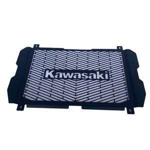 Cache-réservoir d'eau M-Biker authentique pour Kawasaki Z900 - Pas de perçage requis, matériau durable - Product Image 1