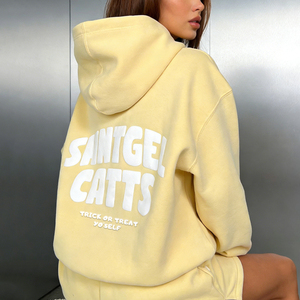 Sudadera con capucha y pantalones cortos térmicos extragrandes personalizados para mujer, de forro polar de poliéster/algodón de 500 GSM/350 GSM, bordados - Product Image 4