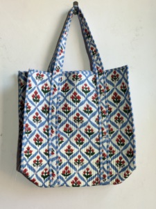 Bolsa de Mano de Algodón con Estampado Floral Azul, Diseño de Paneles, Parte Superior Abierta, para Todas las Temporadas, Estilo Bohemio - Product Image 1