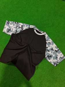 Ensemble de survêtement d'été pour homme avec doublure imprimée par sublimation bicolore, logo brodé, polyester personnalisé, 2 pièces - Product Image 6