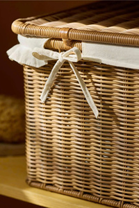 Panier de rangement rectangulaire en rotin avec doublure en coton et poignée pour salle de bain, organisateur multi-usages pour un rangement soigné - Product Image 3