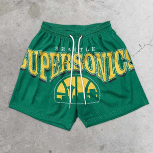 Shorts de basketball athlétiques respirants avec logo d'équipe personnalisé, 100 % polyester, taille haute, séchage rapide, légers, pour le sport - Product Image 3