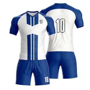 Uniforme de fútbol personalizado, uniforme de fútbol sublimado, conjunto de camiseta de fútbol para clubes, hecho en Pakistán. - Product Image 6