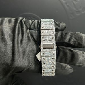 Montre de haute qualité avec diamants cultivés en laboratoire DEF, diamants incolores, style hip-hop. - Product Image 2
