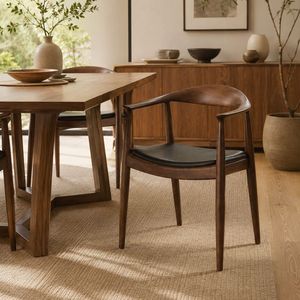 Silla de Comedor de Madera Maciza al por Mayor con Asiento de Cuero PU, Sillón con Acabado en Nogal para Restaurante, Hotel y Mobiliario Comercial - Product Image 2