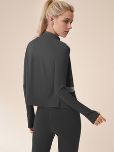 Ensemble de vêtements de sport Atlaset Premium en trois pièces pour femmes, tenue de gym, combinaison de fitness sans couture, leggings taille haute, soutien-gorge de sport, manches longues - Product Image 4
