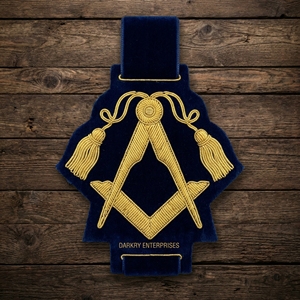 Badge brodé à la main en fil d'argent, en velours bleu, pour insignes maçonniques, avec bordure géométrique vierge, service personnalisé - Product Image 3
