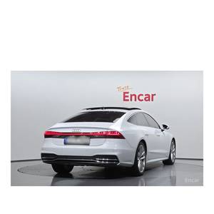 Audi A7 45 TDI quattro Premium 2022 con Volante a la Izquierda, Asientos de Cuero, 52,078 km, Combustible Diésel - Product Image 2