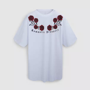 Camiseta Blanca de Manga Corta para Hombre con Bordado Floral Rojo, Cuello Redondo, Corte Regular, Estilo Casual - Product Image 3